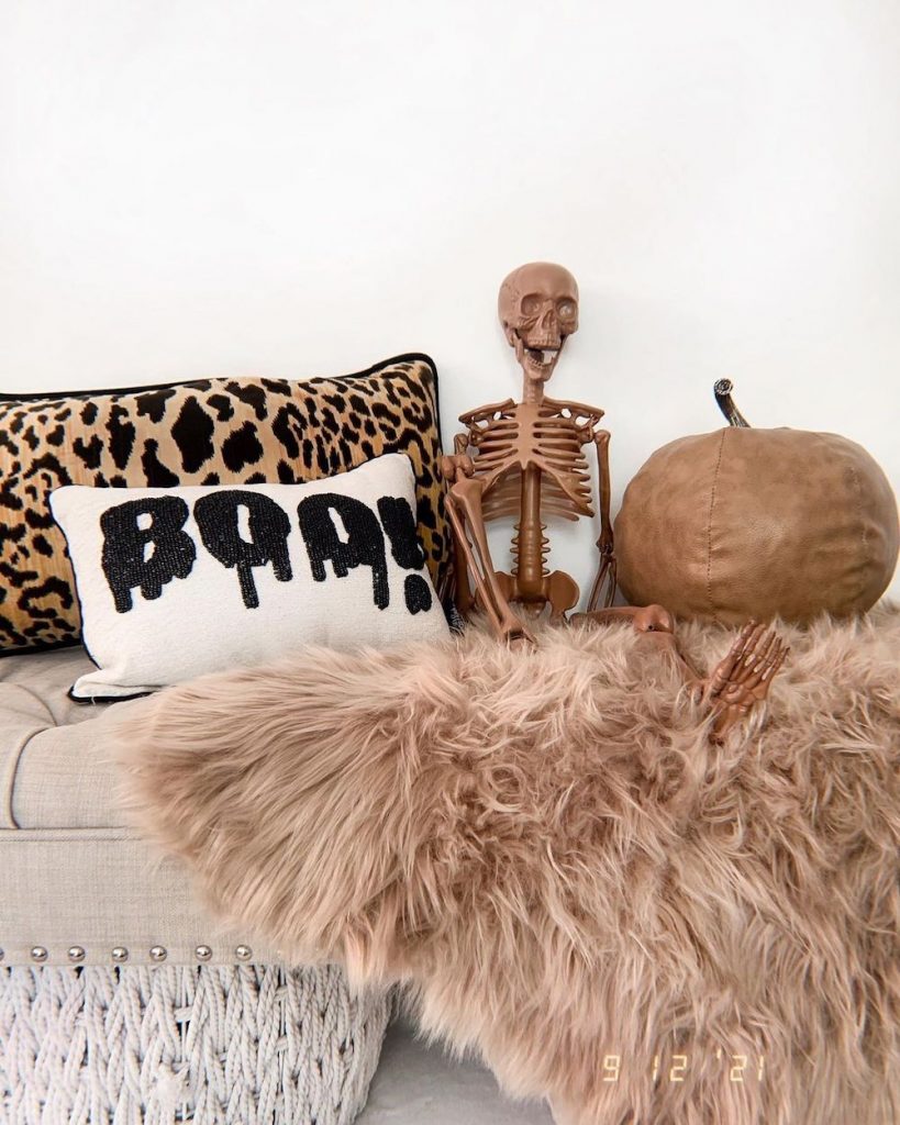 Halloween Decor Ideas In 13 2 #Halloween #HalloweenDecor #HomeDecor #HalloweenDecorIdeas 