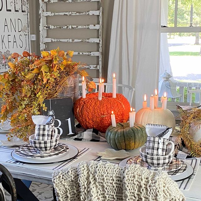 In 2 1 #Fall #Tablescapes #FallDecor #HomeDecor #AutumnDecor