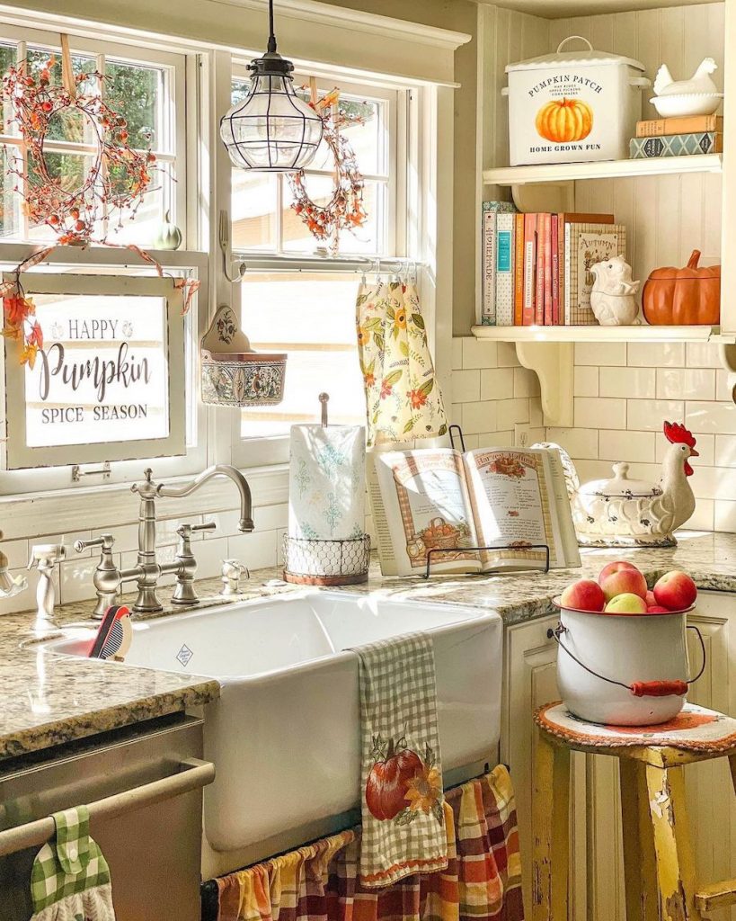 18 Fall Kitchen Decor Ideas to Celebrate the Season
