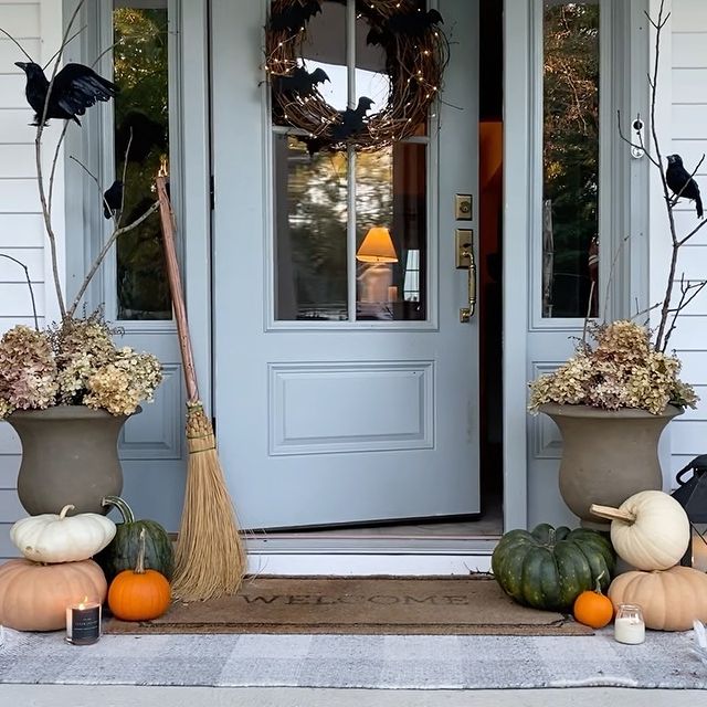 In 26 #Fall #Porch #FallPorch #FallDecor #HomeDecor #AutumnDecor