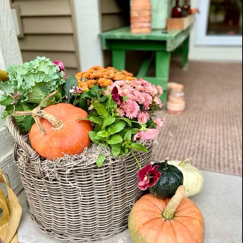 In 33 2 #Fall #Porch #FallPorch #FallDecor #HomeDecor #AutumnDecor