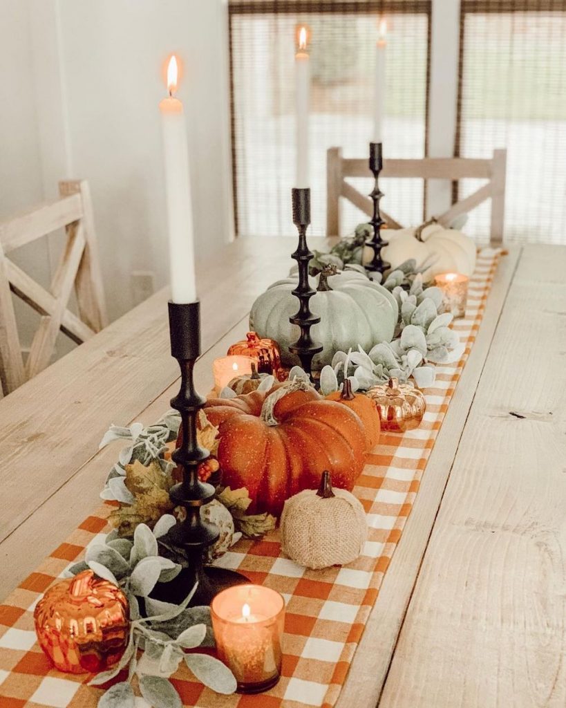 In 4 #Fall #Tablescapes #FallDecor #HomeDecor #AutumnDecor