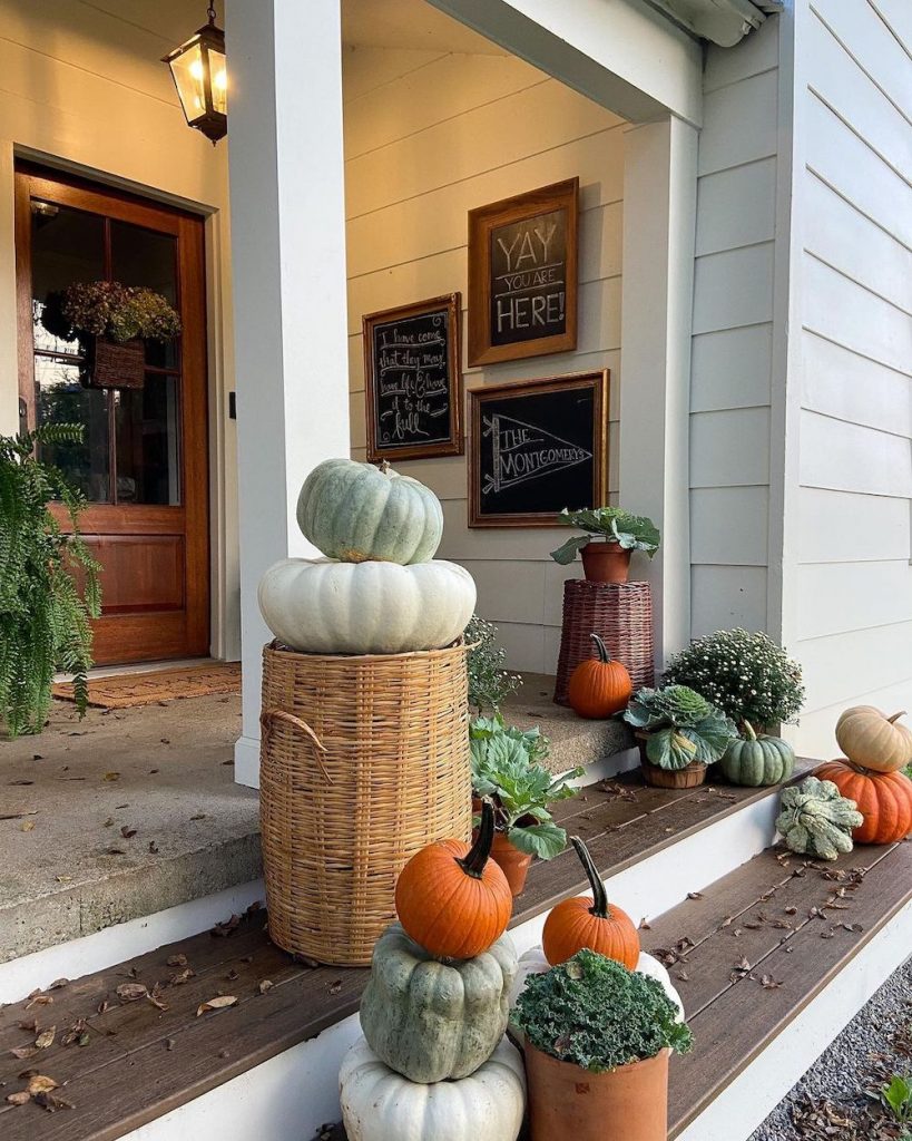 Fall Porch Styling Ideas In 5 2 #Fall #Porch #FallPorch #FallDecor #HomeDecor #AutumnDecor