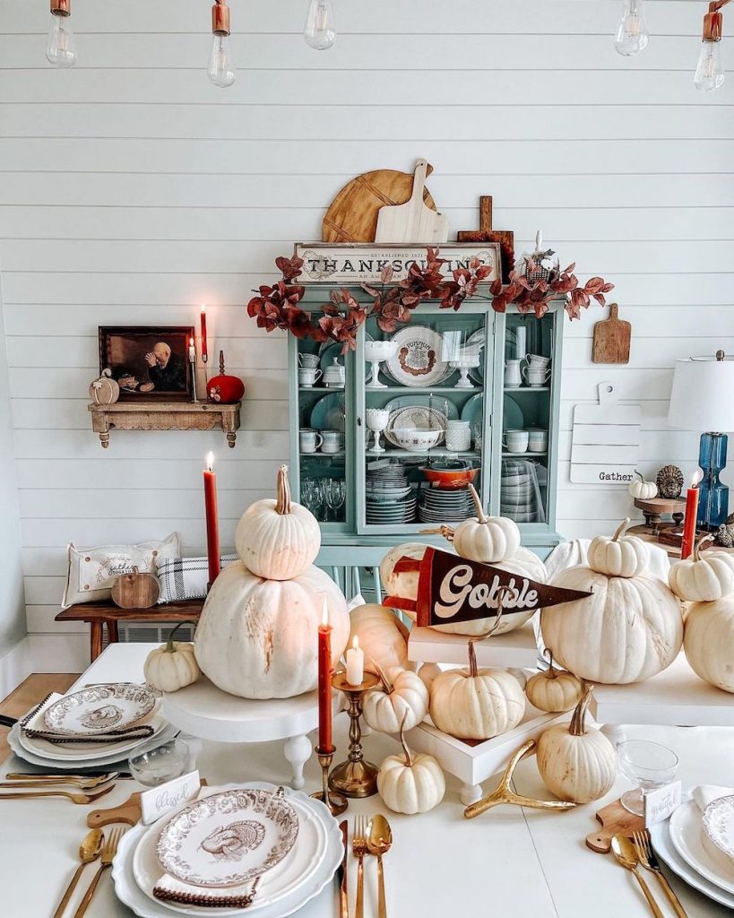 Thanksgiving Table Decor Ideas In 5 #Thanksgiving #ThanksgivingTableDecor #HomeDecor #ThanksgivingDecorIdeas 