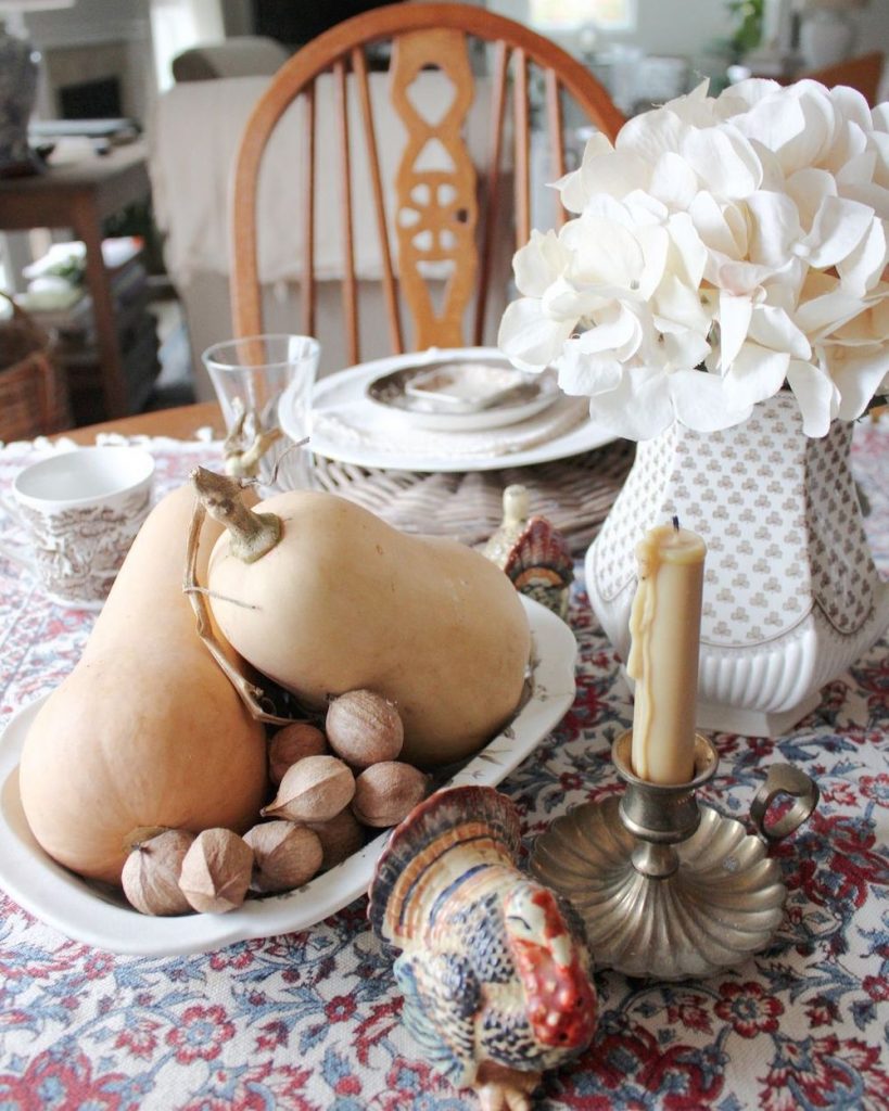 In 7 #Thanksgiving #ThanksgivingTableDecor #HomeDecor #ThanksgivingDecorIdeas 