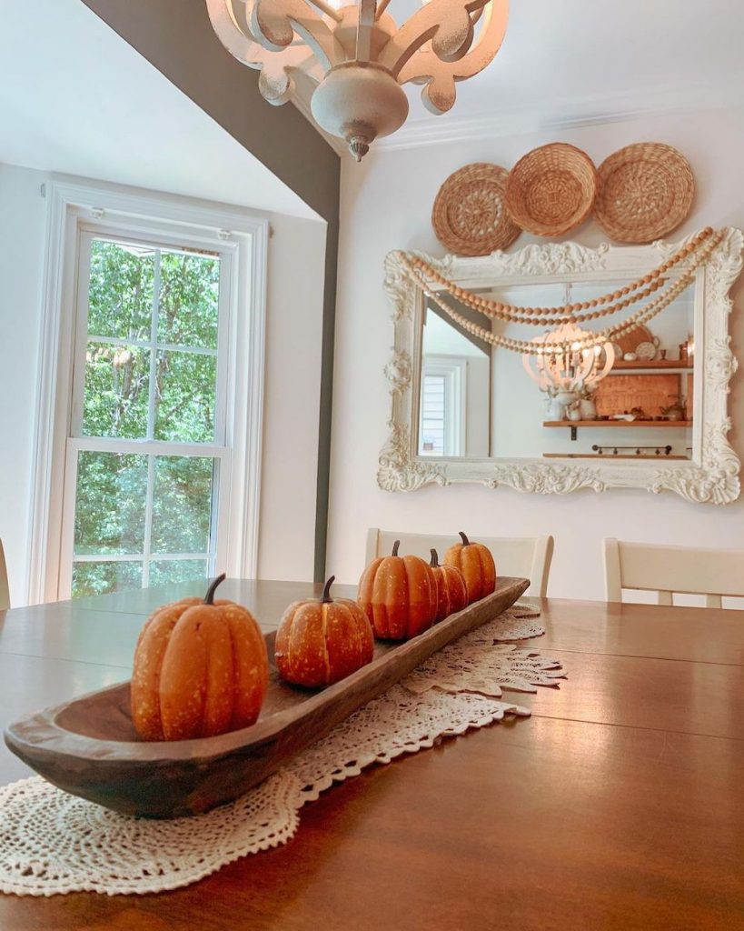 In 8 #Fall #FallCenterpiece #FallDecor #Autumn #FallTable #HomeDecor 