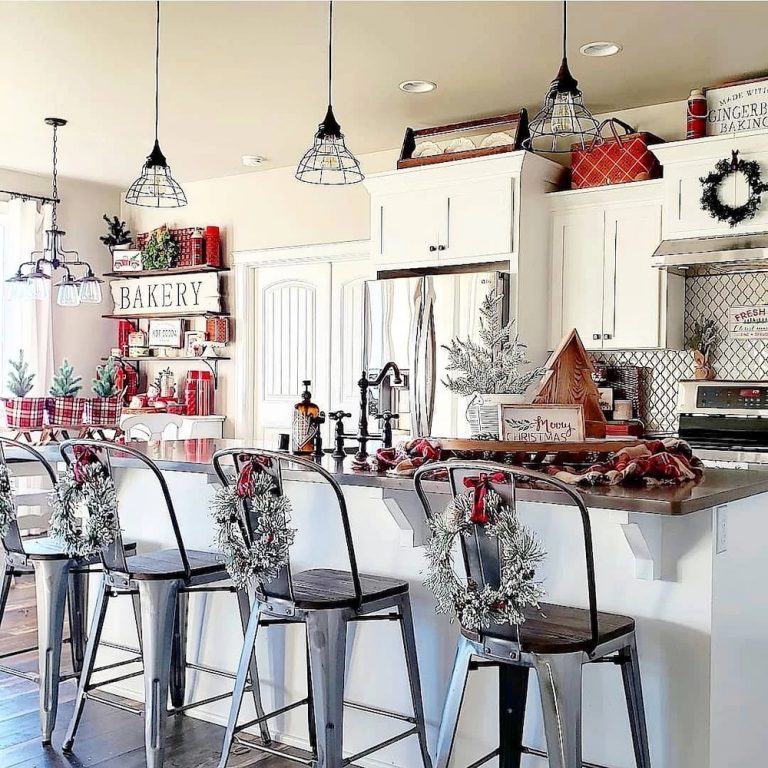 23 Christmas Kitchen Decor Ideas You’ll Love!