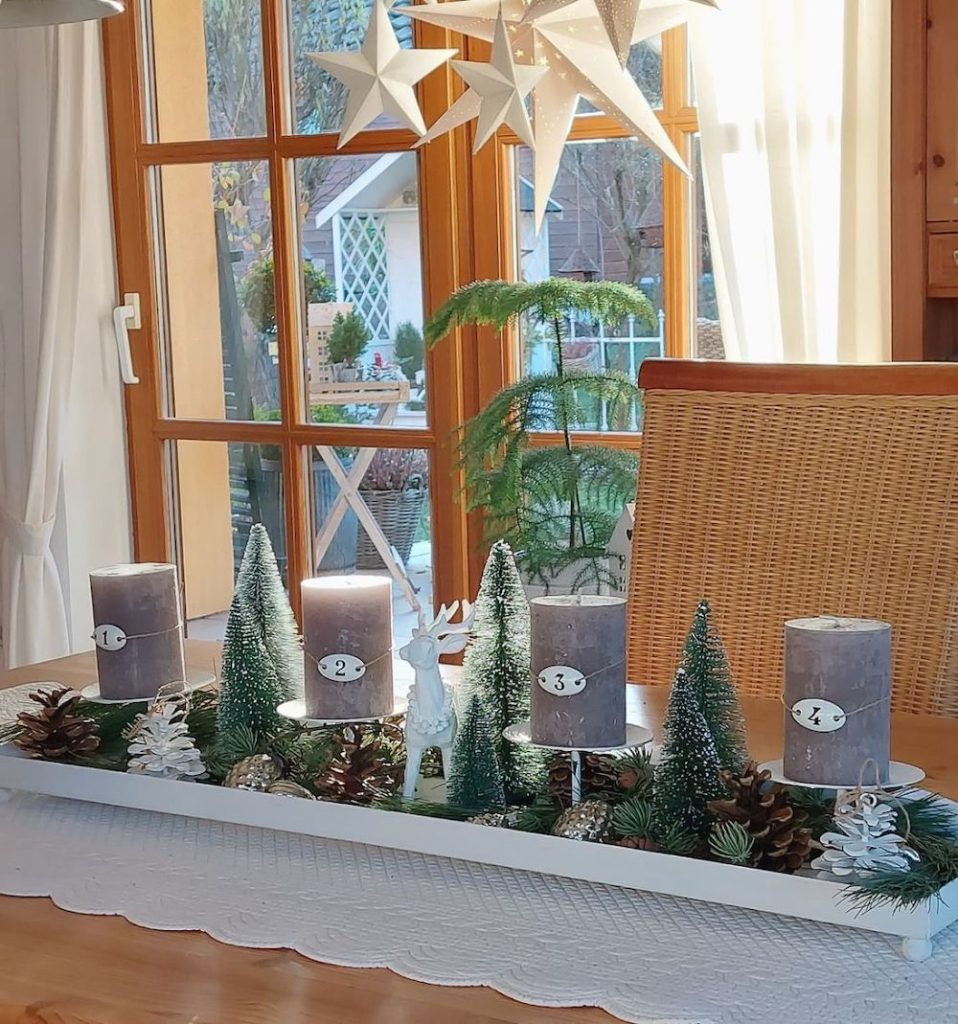 In 20 #Christmas #ChristmasBottlebrushTrees #HomeDecor #ChristmasDecorIdeas 