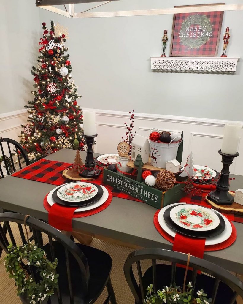 37 Christmas Dining Room Ideas for a Festive Table