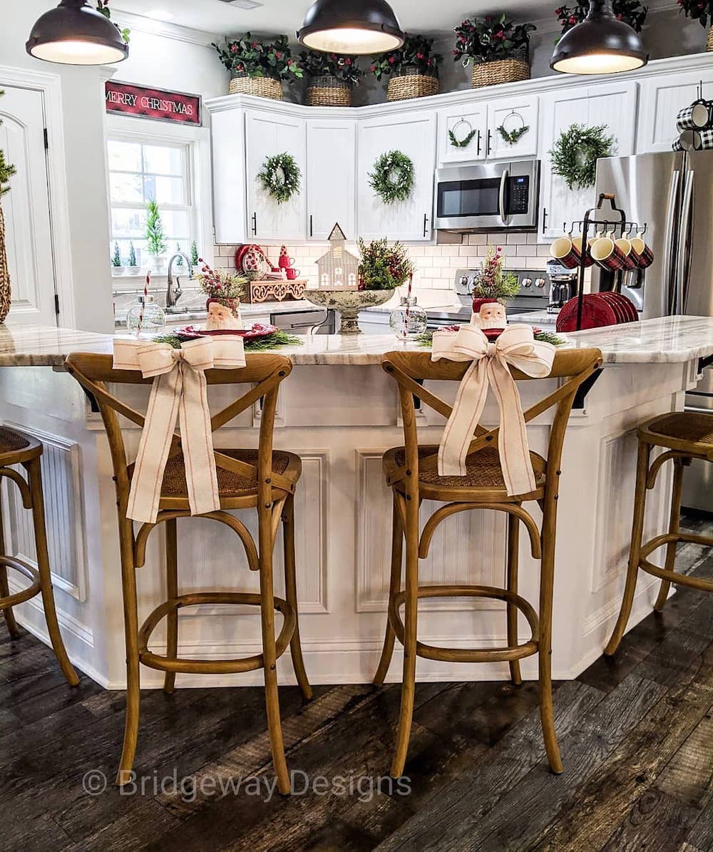 23 Christmas Kitchen Decor Ideas You’ll Love!