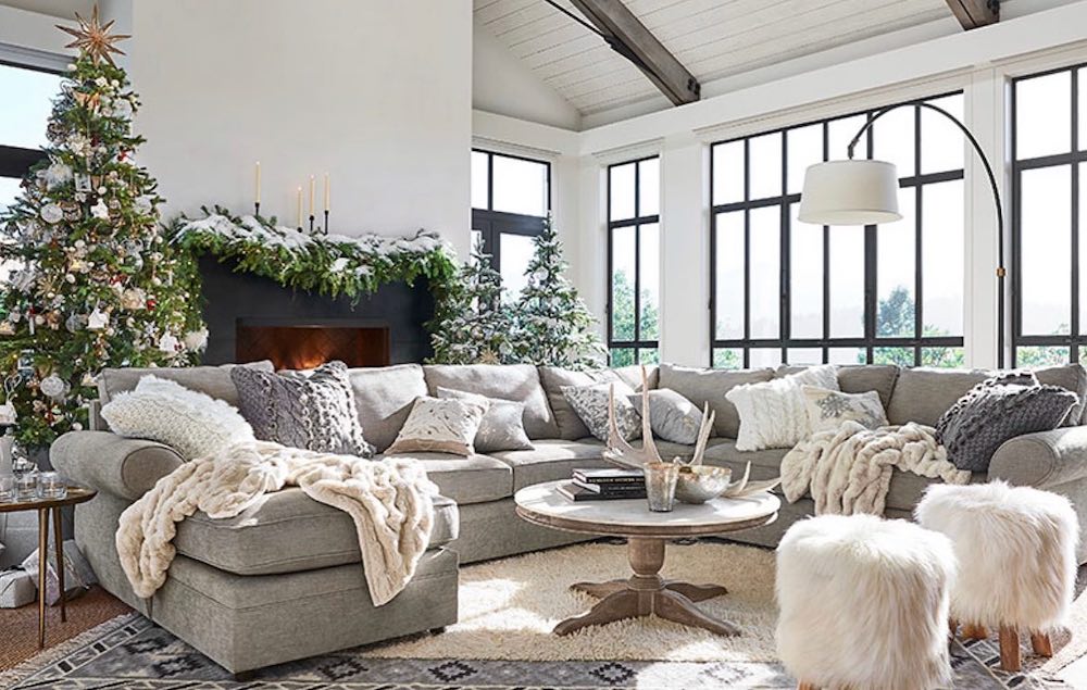 Neutral Christmas Living Room In 16 #Christmas #NeutralChristmas #NeutralLivingRooms #NeutralChristmasStyling 