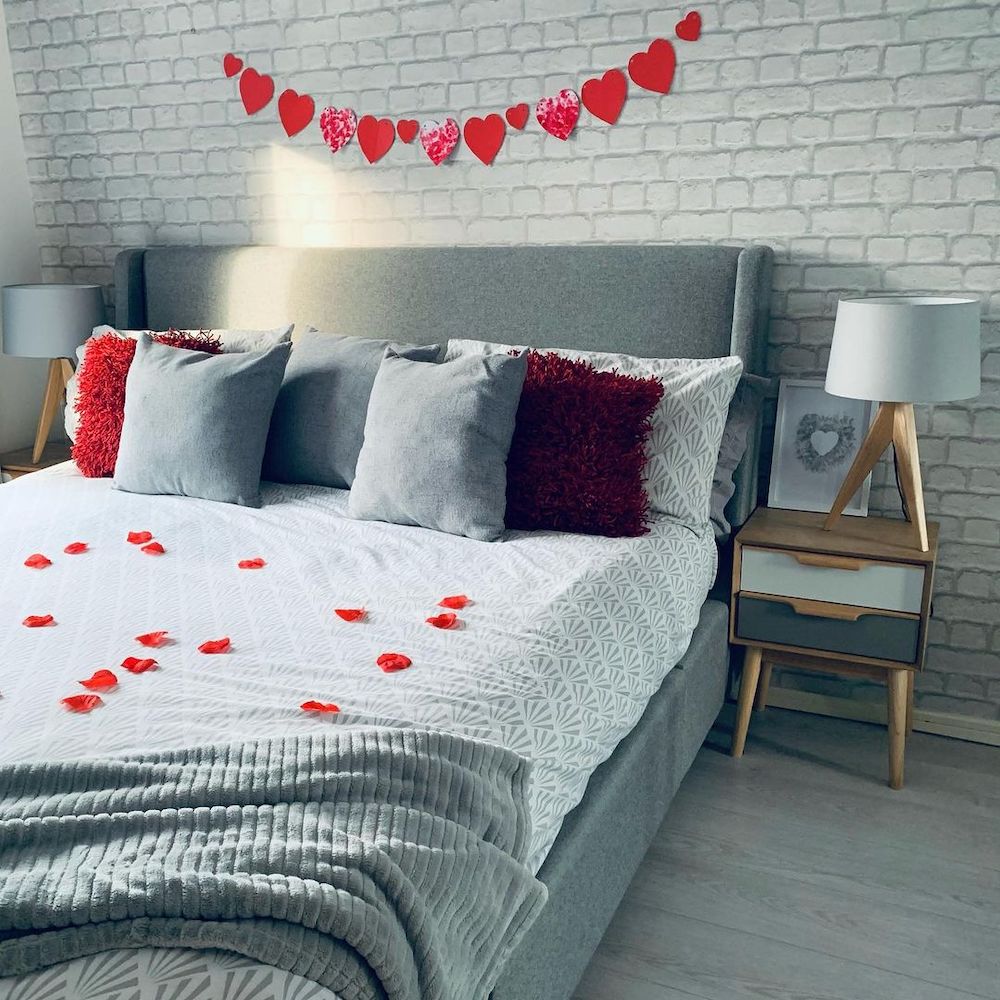 In 4 #ValentinesDay#ValentineBedrooms #HomeDecor #ValentineDecorIdeas 