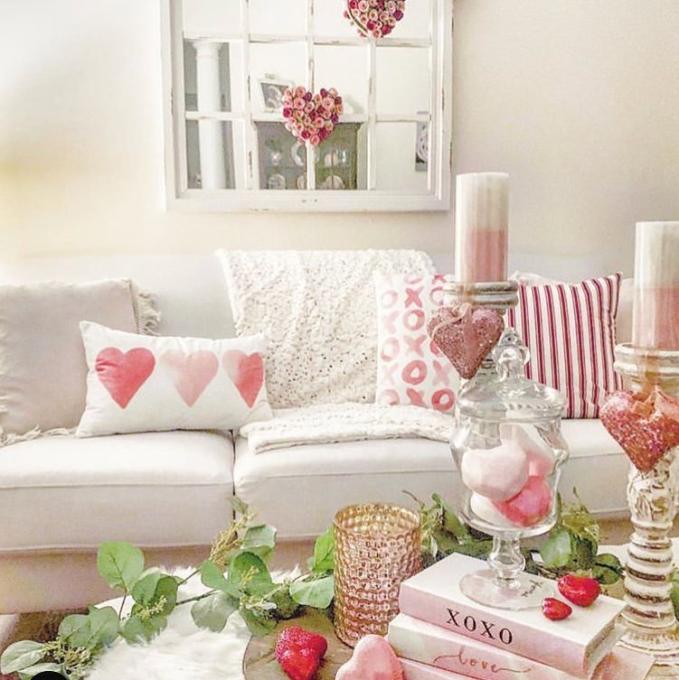 Best Valentine Throw Pillows You’ll Love this Season