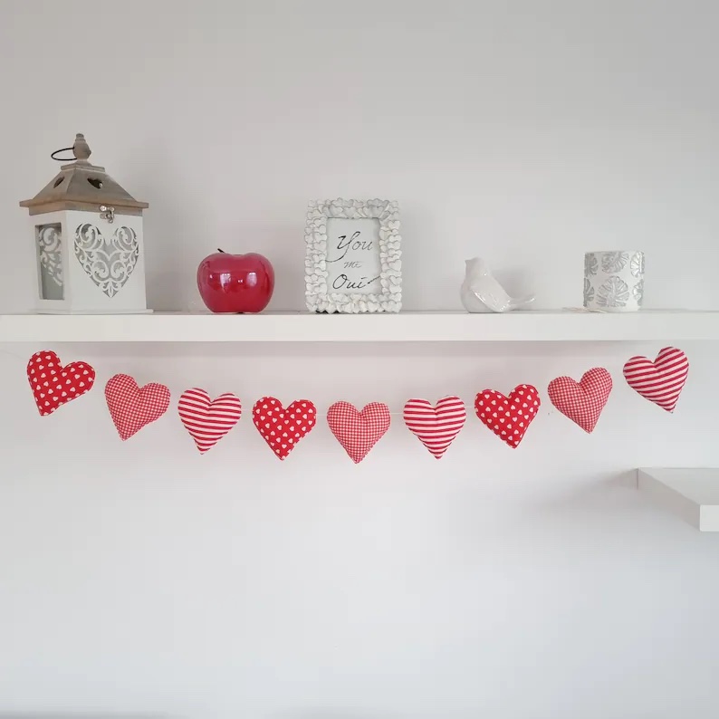 Valentine's Day Banners at Etsy #ValentinesDay #ValentinesGarland #HomeDecor #ValentineDecorIdeas