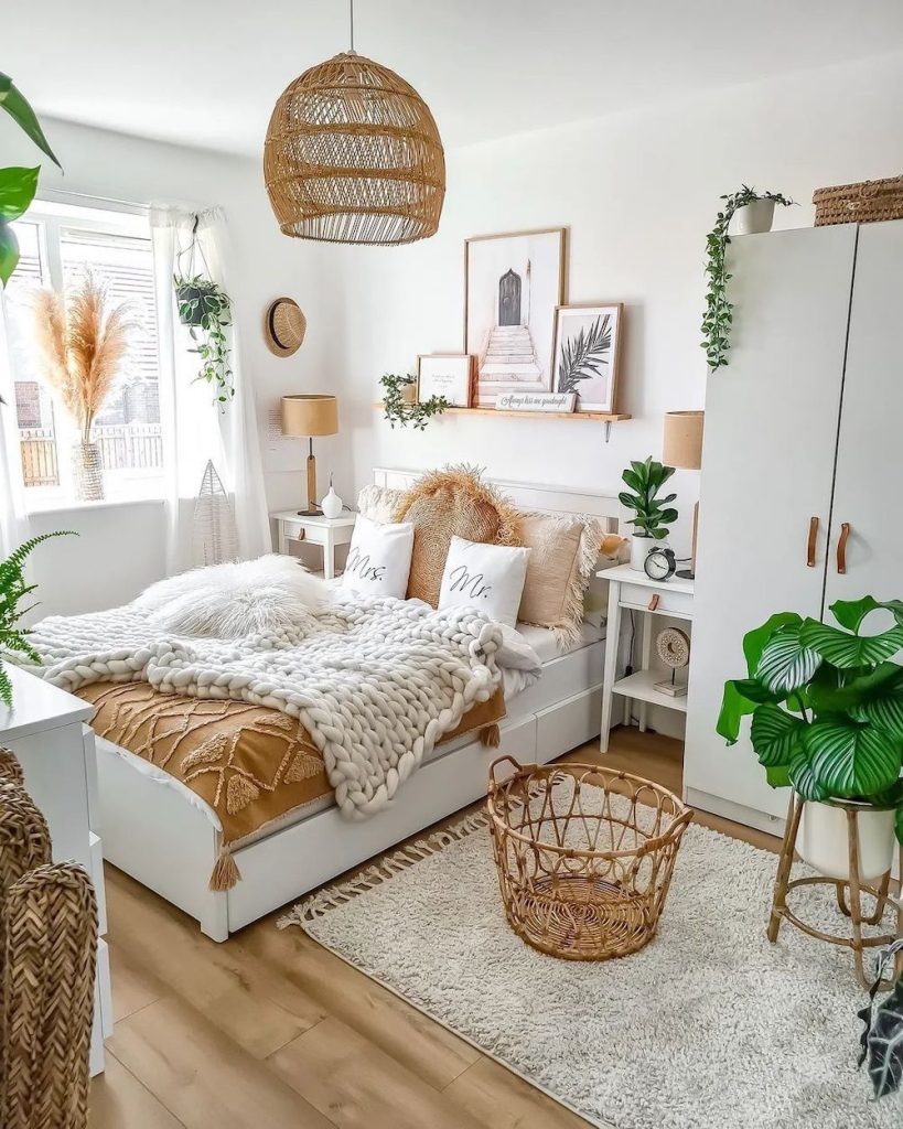 15 Ways to Use Pampas Grass in Your Home