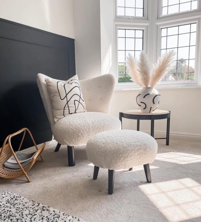 12 Boucle Chair Styling Ideas for Homes with Neutral Interiors