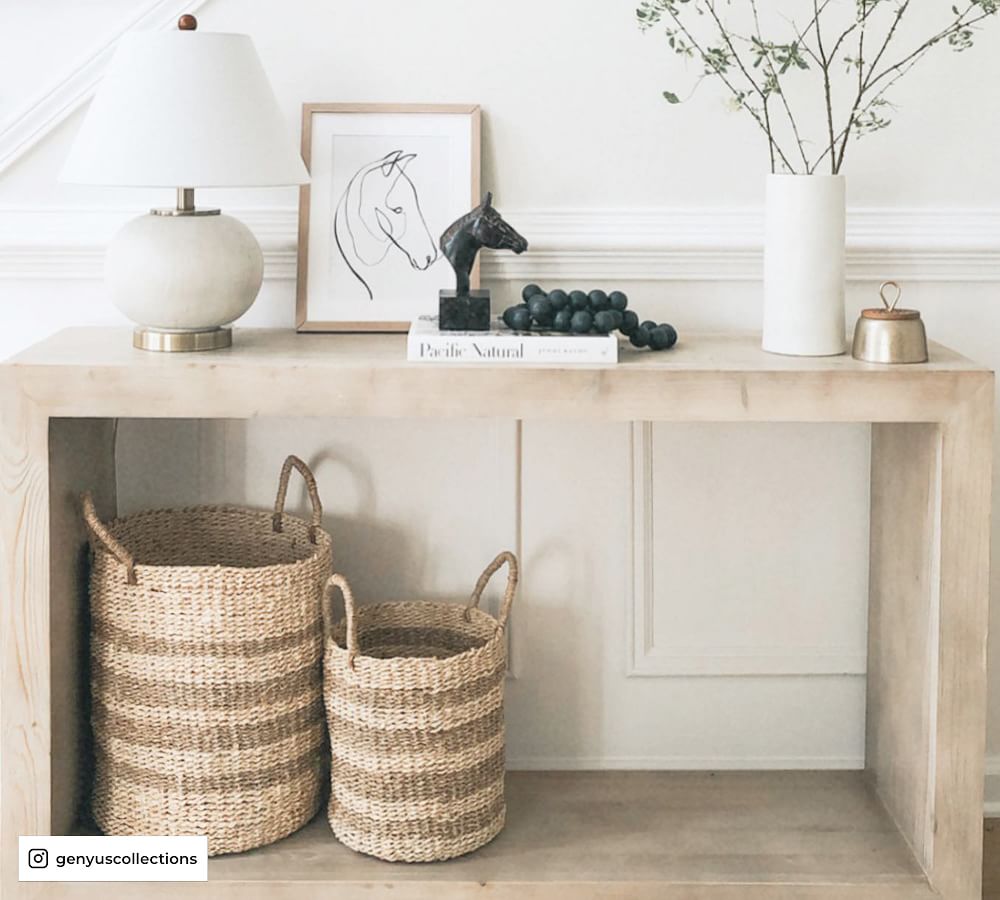 Feature Folsom #Entryways #ConsoleTables #NeutralEntryways #NeutralInteriors #HomeDecor  