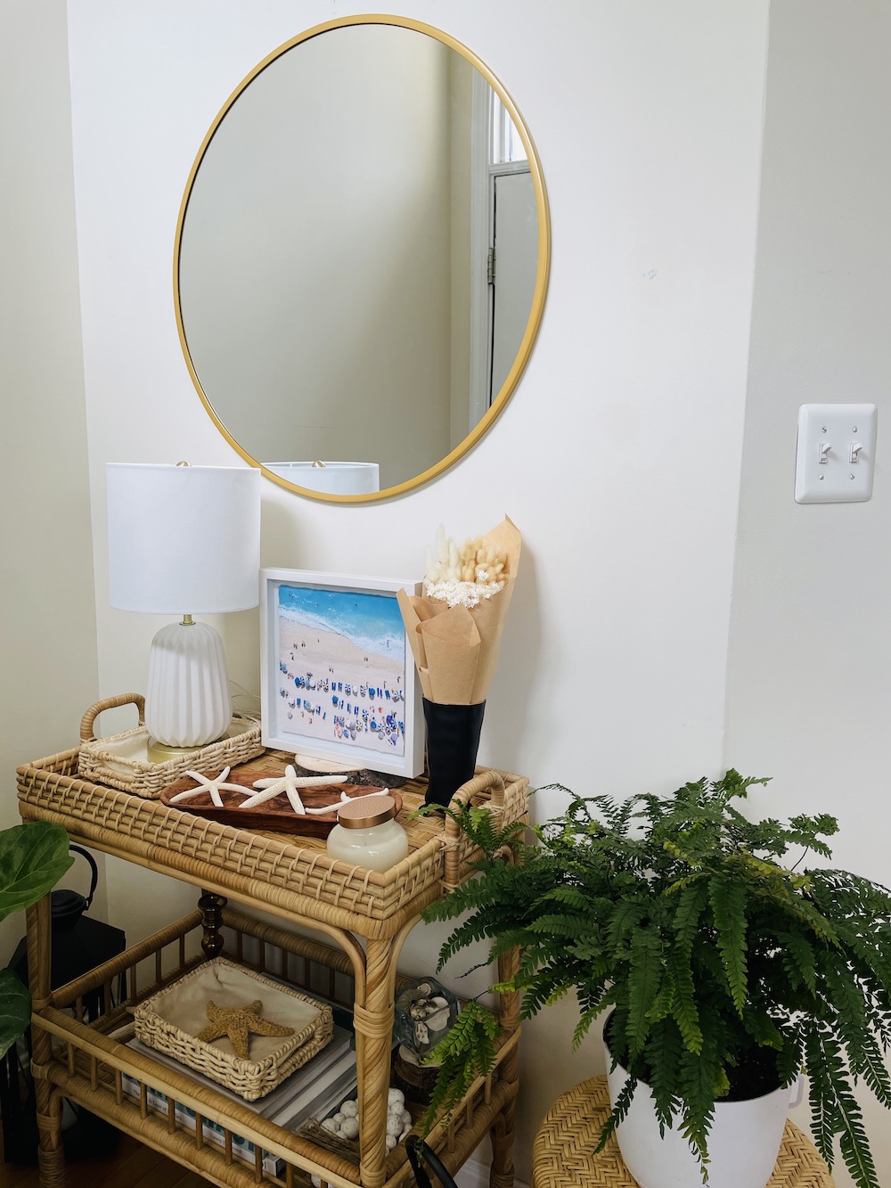 Side View Entryway Cart_2581 #Mirrors #RoundMirrors #GoldMirrors #Foyer #ConsoleTable #StylingTips #HomeDecor