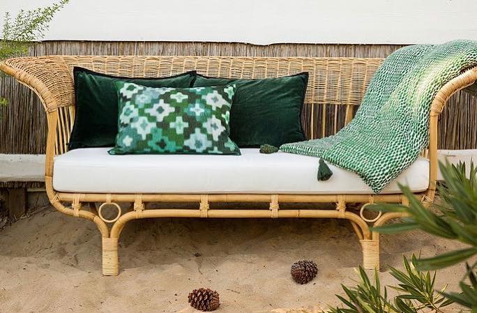 In 6 #PatioSofas #All-WeatherSofas #ResinSofas