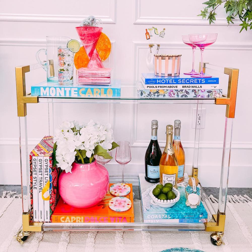 Bar Cart Styling Ideas In 15 #BarCarts #BarCartStyling #CocktailHour #CocktailParties 