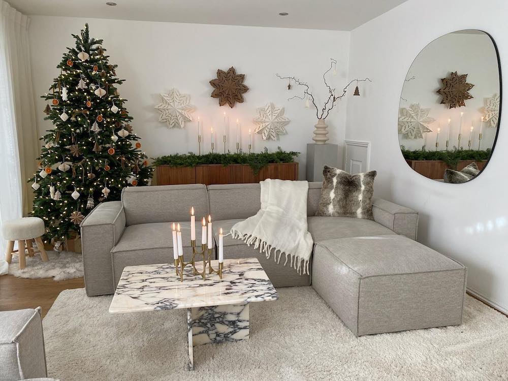 Scandi Christmas Living Room In 4 #Christmas #ScandiChristmas #NeutralLivingRooms #ScandiChristmasStyling 